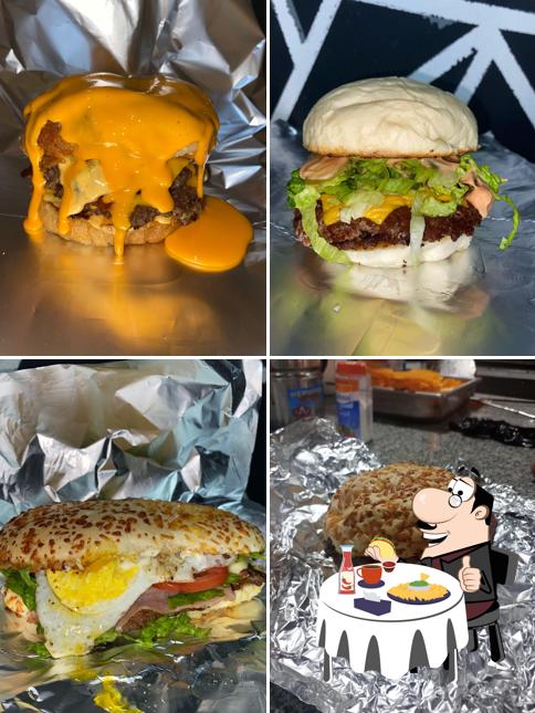 Riquito’s burger