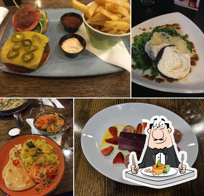 Suttons Bar & Bistro