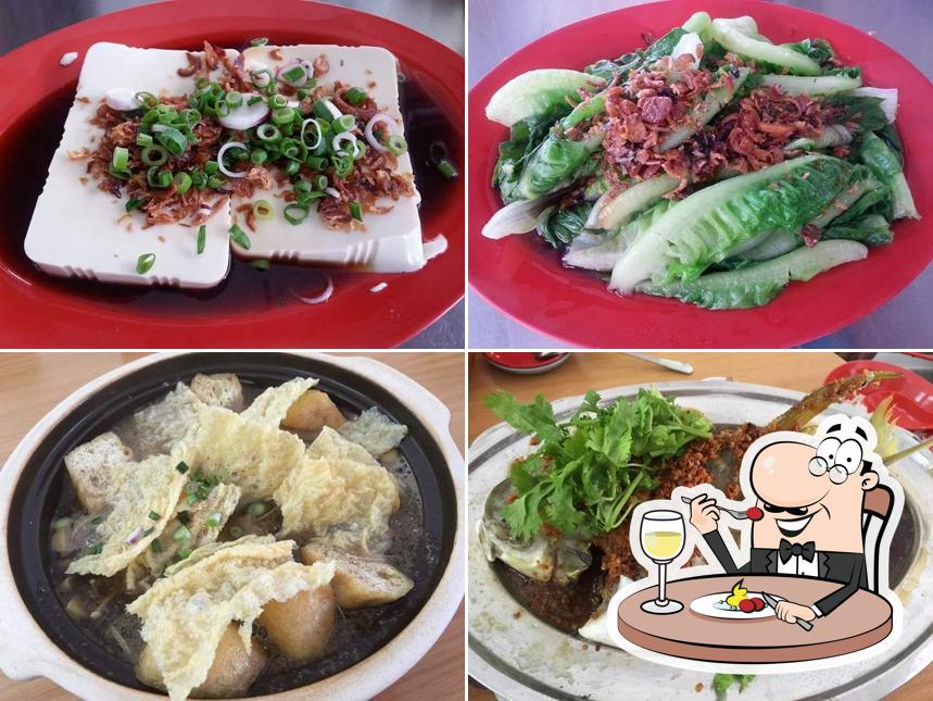 Restoran Unik 福记家乡肉骨茶