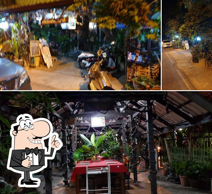 Sri Muang Steak House Restaurant, Western Style, 80s & 90s Music