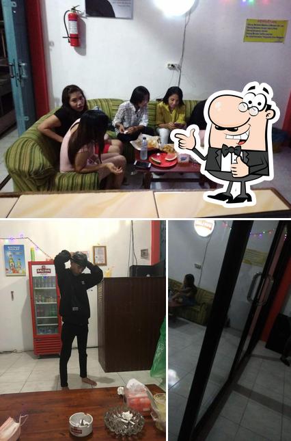 M.J Resto & Karaoke