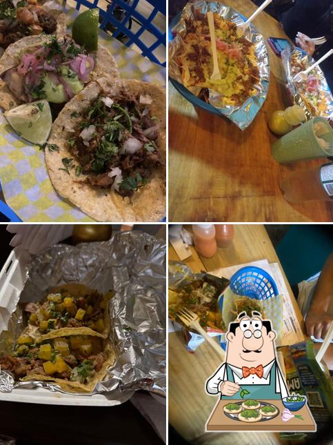La Monchis Tacos y Birria