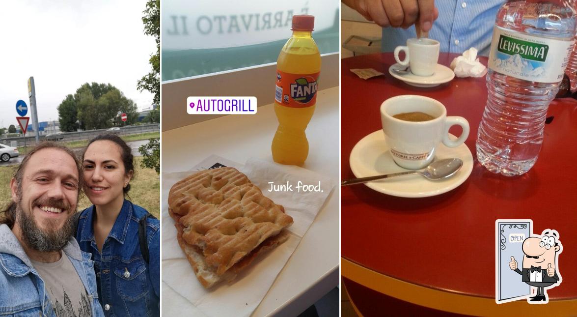 A café