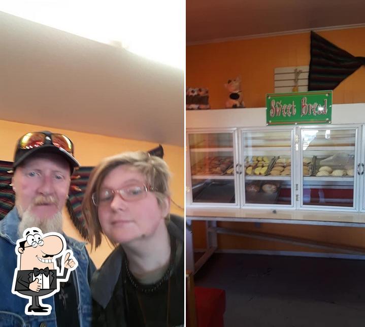 La Bonita Mexican Food & Bakery