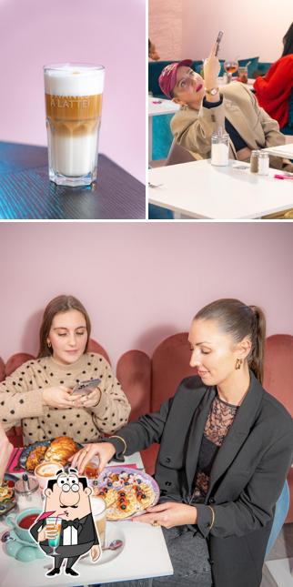 Vienna Coffee & Brunch