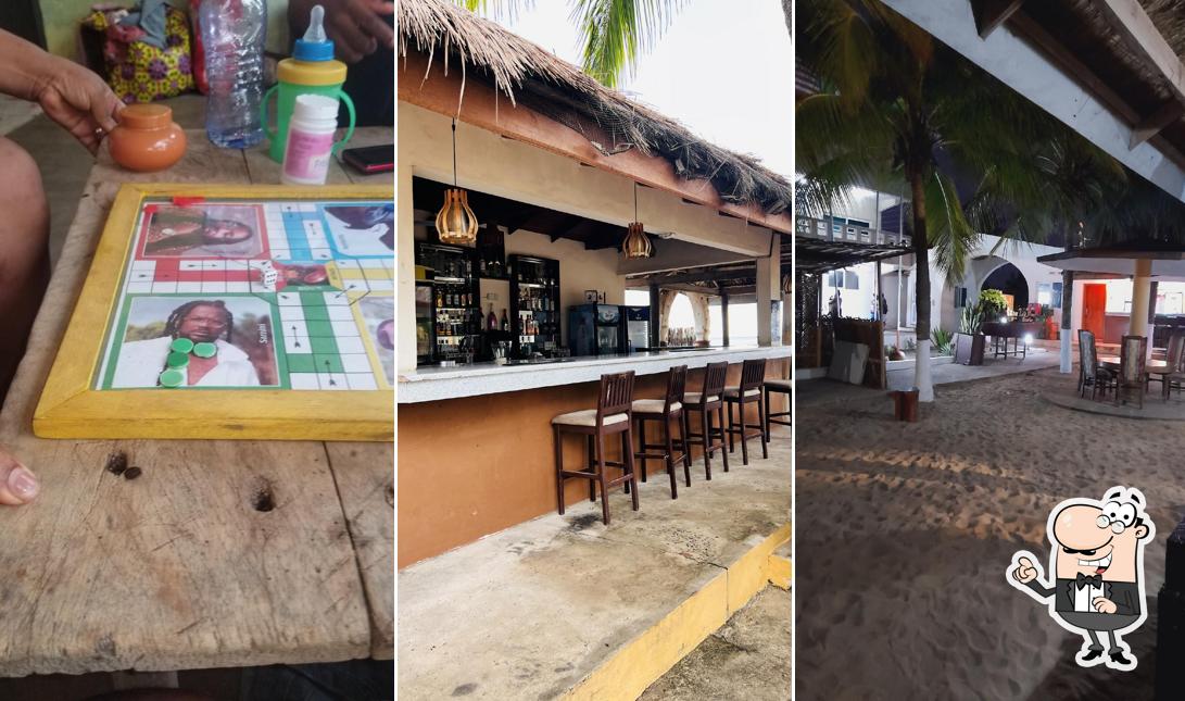 Eli Beach Resort Bar