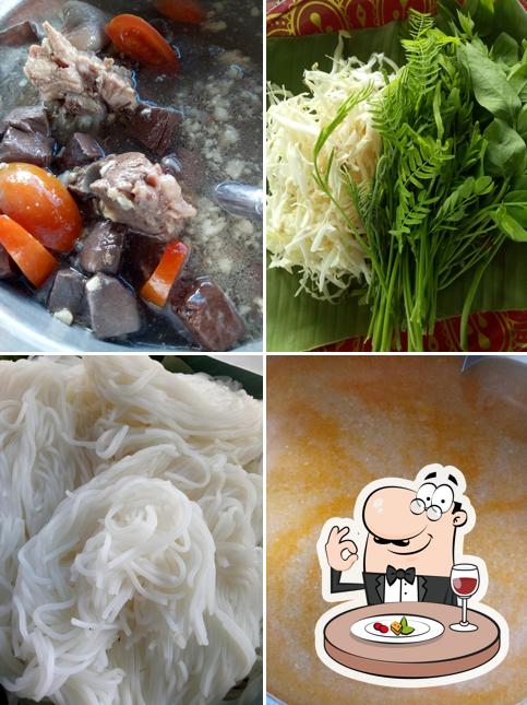 ร้านหนมเส้นคนเมืองบ้านดงคู่ ม.7