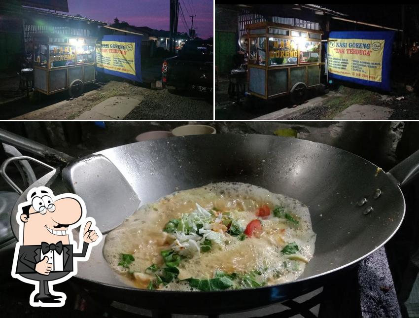 Nasi Goreng Tak Terduga