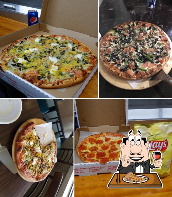 Lucero's Pizza