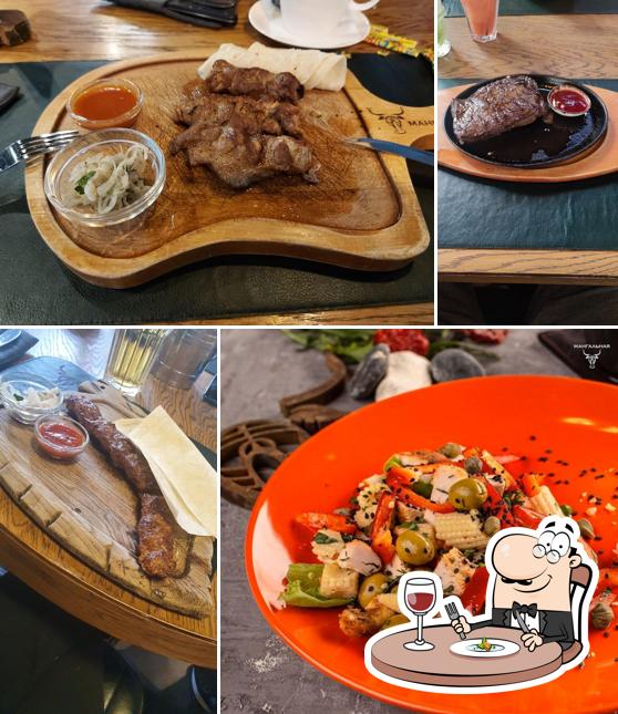 Еда в "Мангальной"