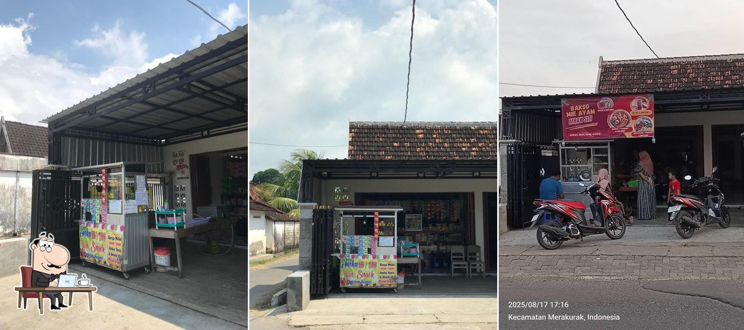 BAKSO MIE AYAM MBAK SITI SENORI