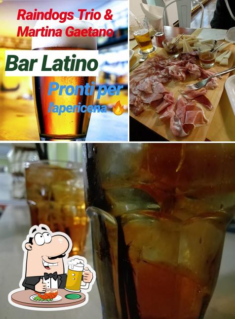 Amazon Counter - BAR LATINO