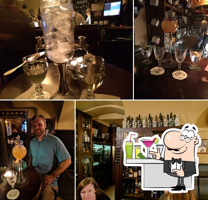 Hemingway Bar