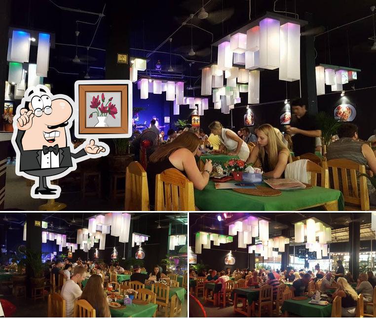 Pink Restaurant Kata Phuket