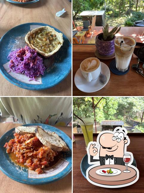 Hypoxic Monkey Coffee Shop Laguna de Apoyo