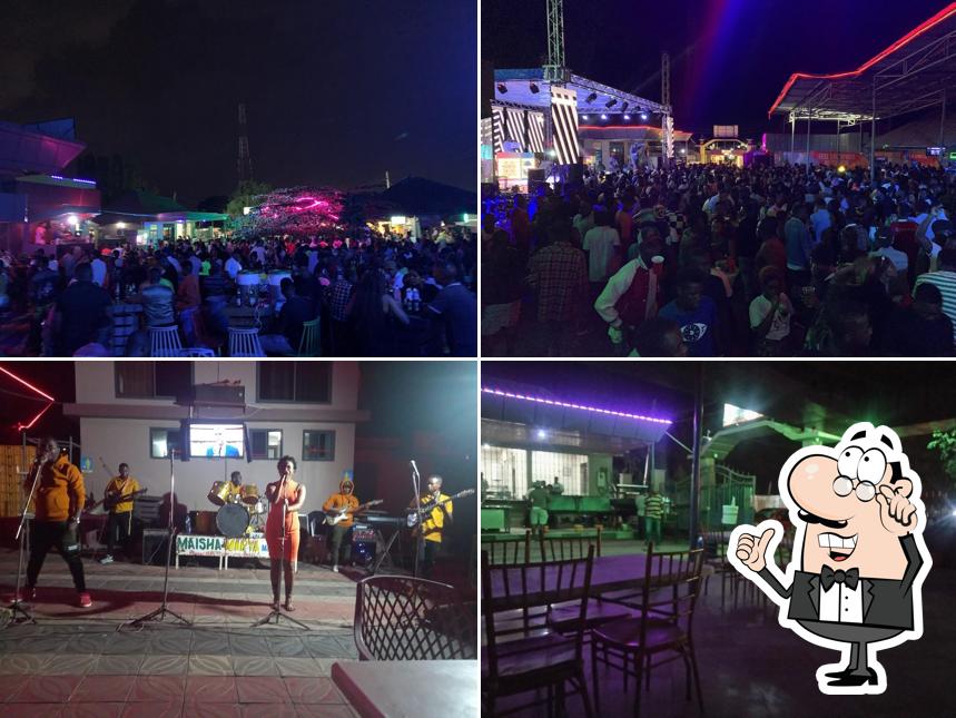 Star Park lounge&Night Club