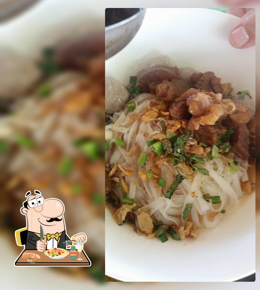 ร้านป้าลอย (เจ้าเก่า)