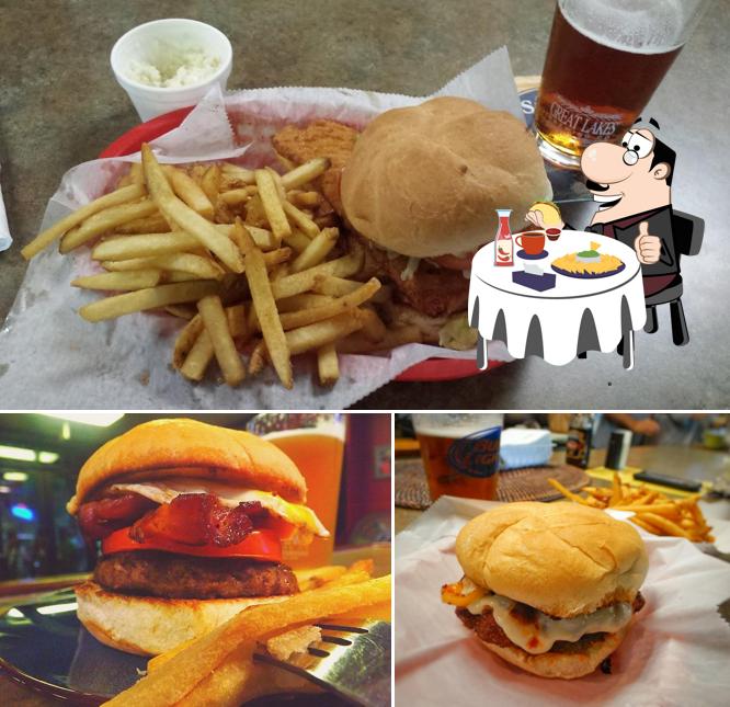 Hole 55 Bar & Grill