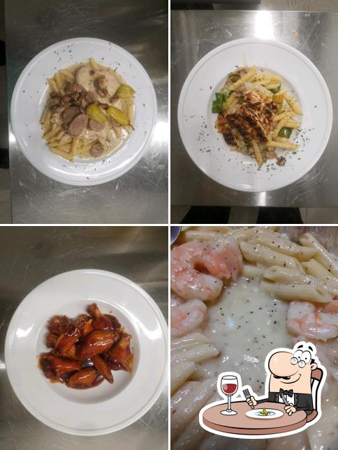 Pavarotti’s Pizza & Restaurant
