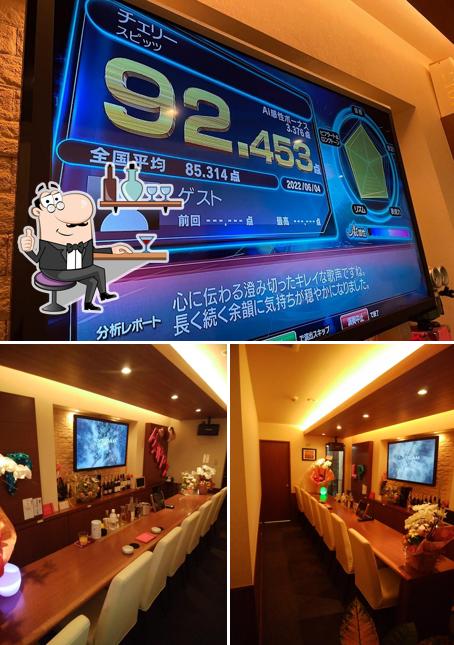 karaoke bar LPカラオケバーエルピー