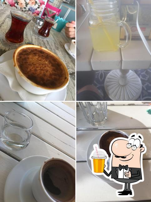 Alaçatı Muhallebicisi