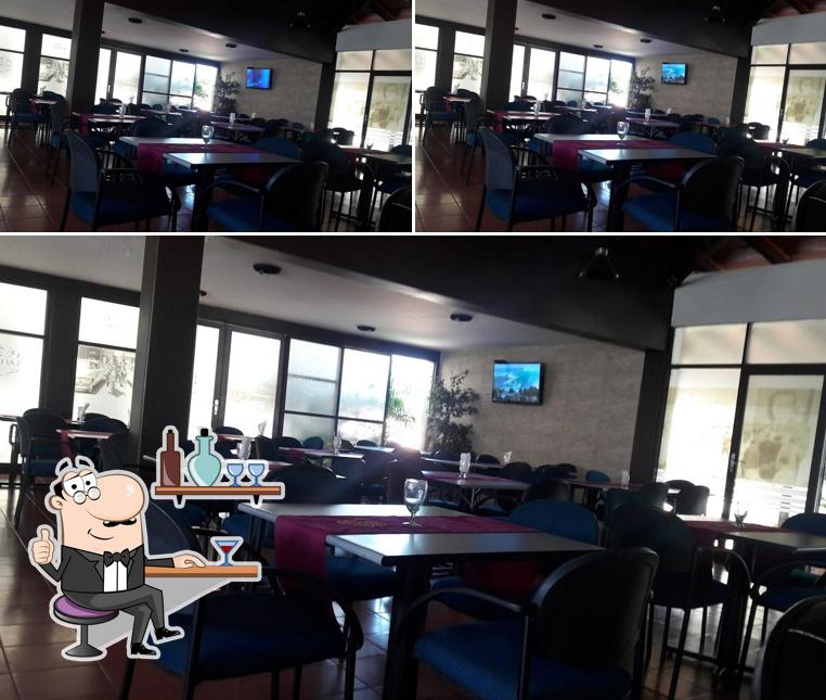 Aero Bar Restaurant