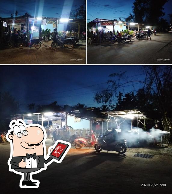 เจ๊บัว อาหารตามสั่ง
