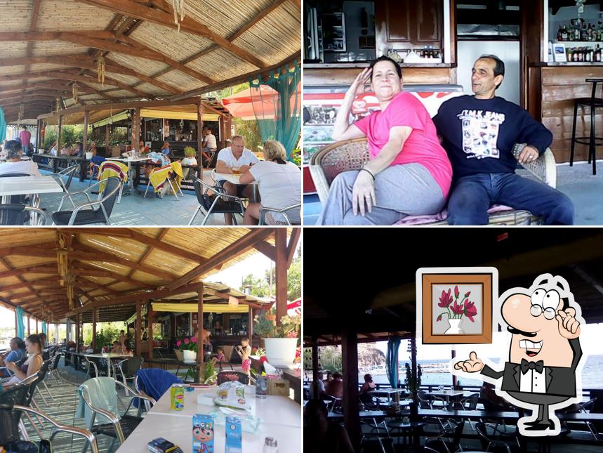 Gaidaros Beach Bar