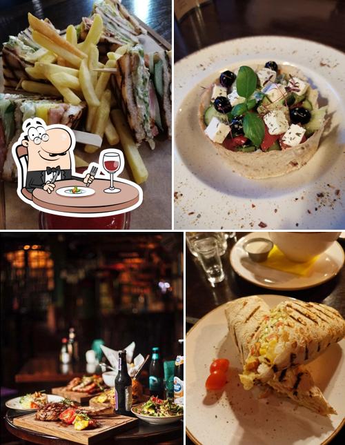 Еда в "Finnegan's Wake Irish Pub"