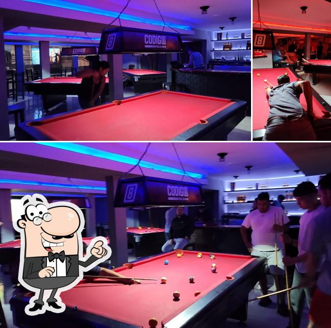 Codigo 8 Pool & Bar