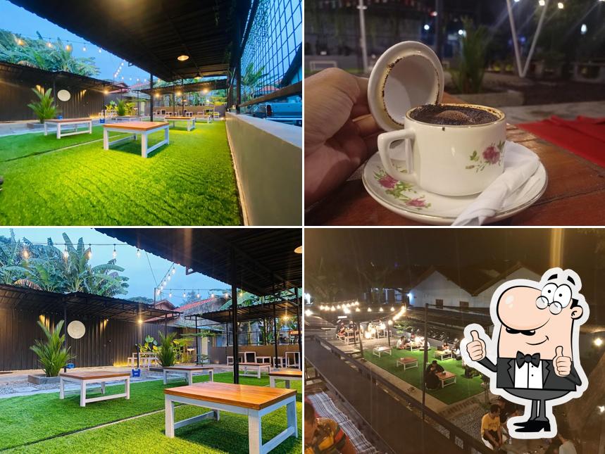 Cafe Ujung Shafa