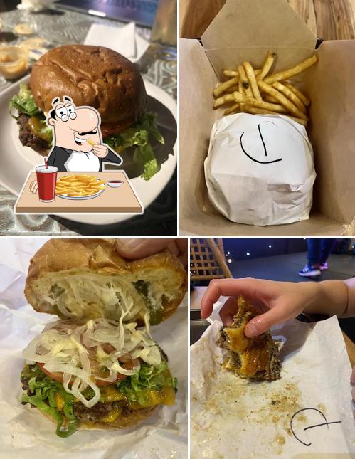 Burguesía Smashburgers Manuel Antonio