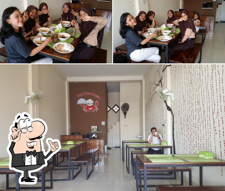 RED CRAB RESTO - METRO