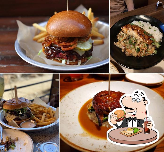 Lazy Dog Restaurant & Bar