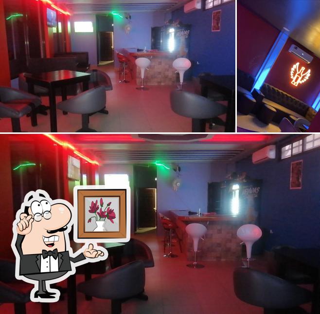 SPORT BAR