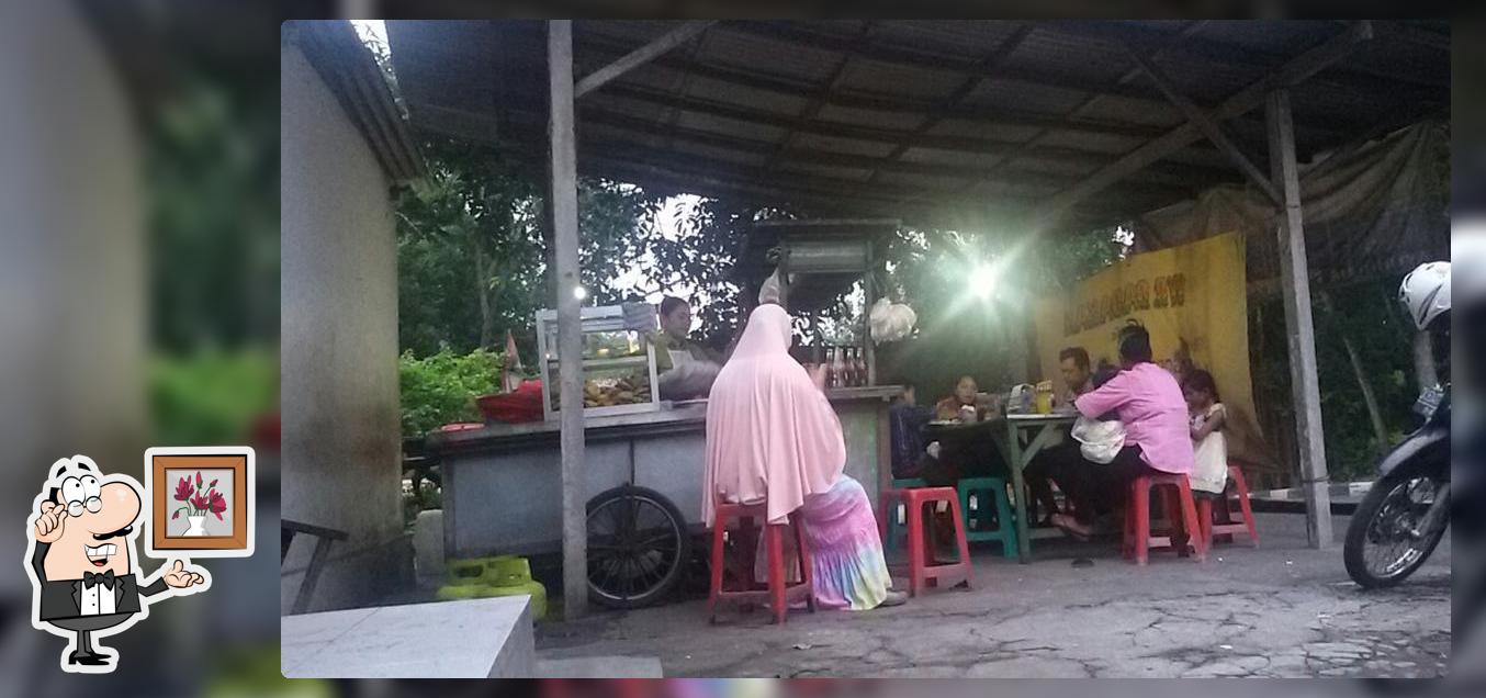 Warung Dadakan
