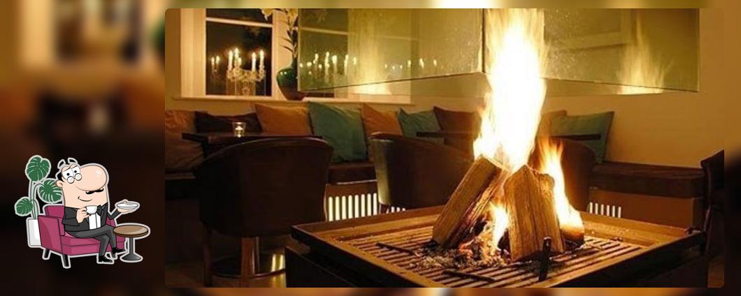 The Fireside & Terrace Restaurant at the Cove Cornwall Hotel