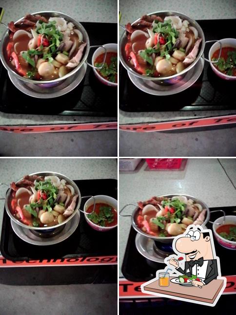 ร้านเนินฆ้อทะเลสวย - วาสนา2