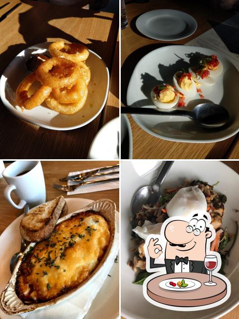 Heyday Bar & Restaurant