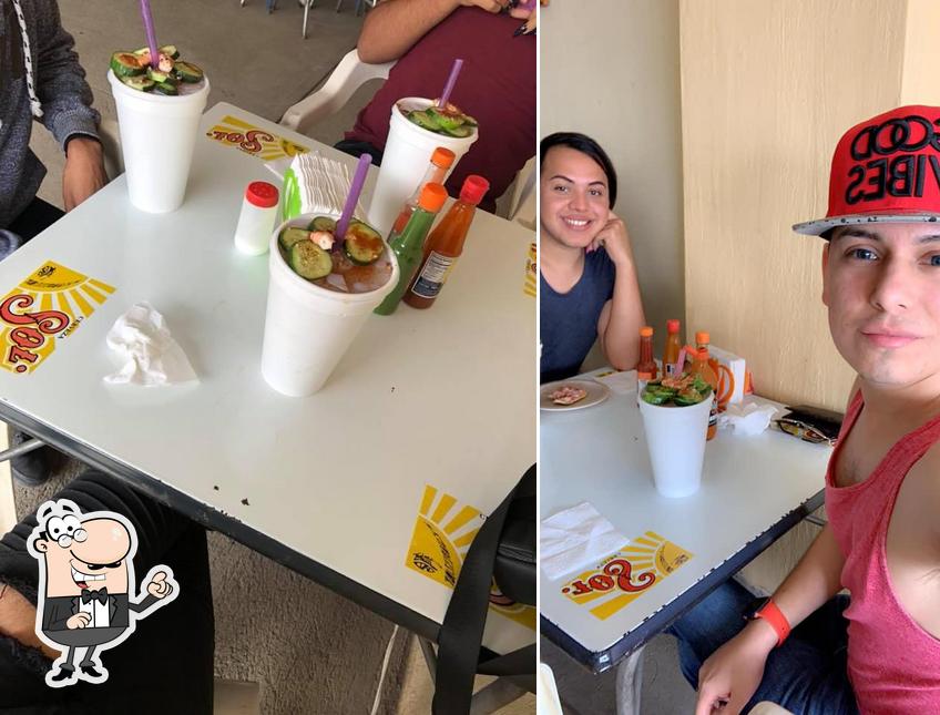 Mariscos Las Palmas