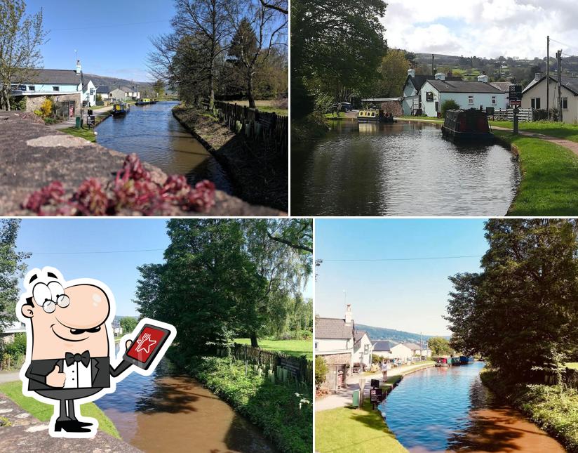 The Towpath Inn