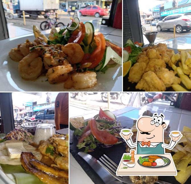 Ceviche y Mariscos Charlie Chang