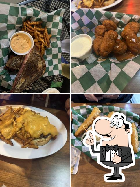 Murphy's Village Pub STL