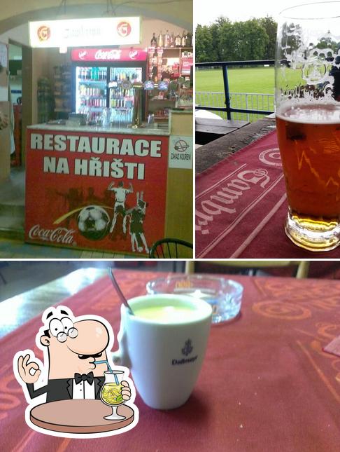 Hospoda na hřišti