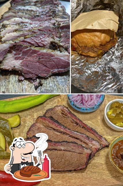 Попробуйте мясные блюда в "Реберная"