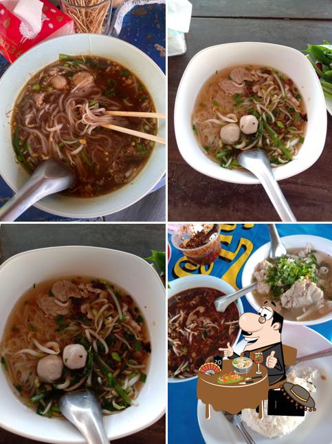 ก๊วยเตี๋ยว ป้าตุ้ก