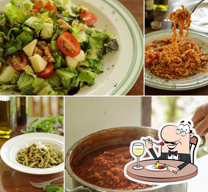 ร้าน "Pomodoro" Fresh Pasta Italian Style