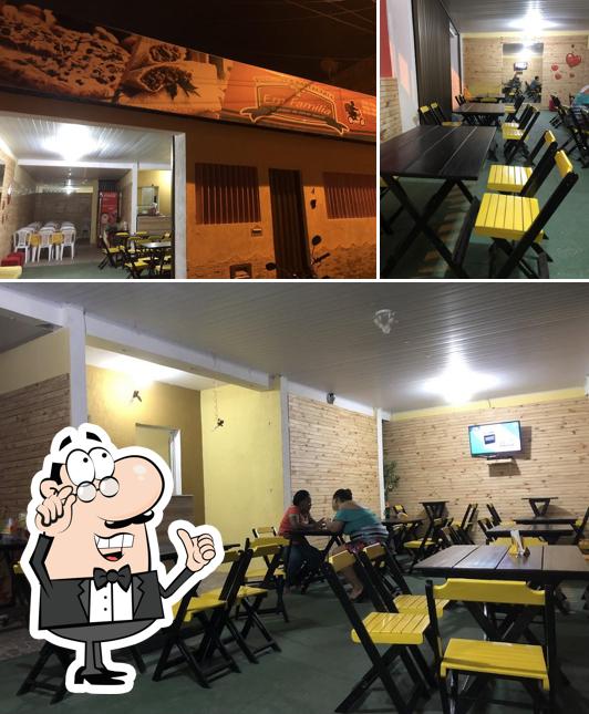 Pizzaria e pastelaria Em Família