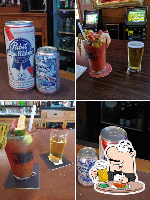 Hide-A-Way Tavern