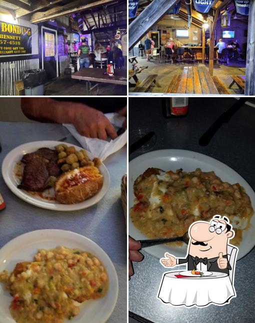 Luke's Pub & Steakhouse